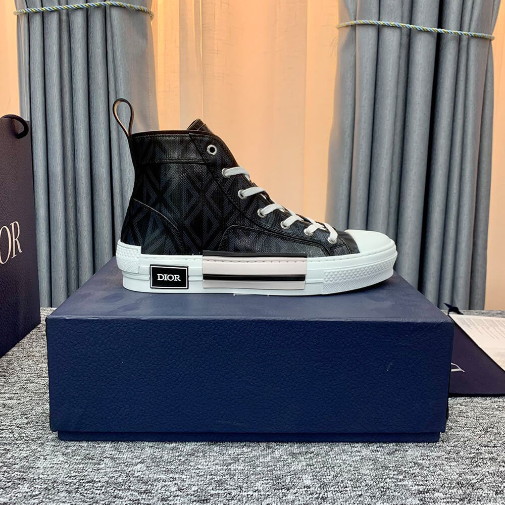 B23 HIGH-TOP SNEAKER